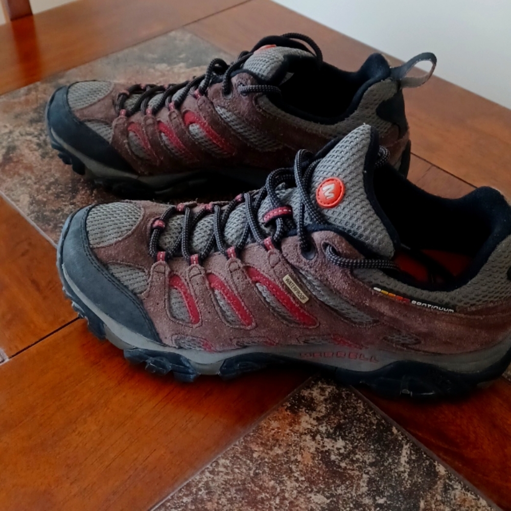 Merrell Moab hiking shoes